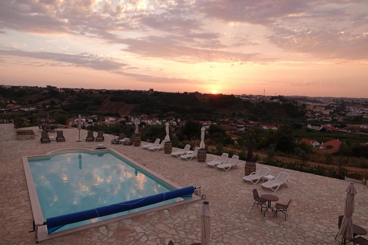 The Olive Hill Guesthouse Batalha Extérieur photo