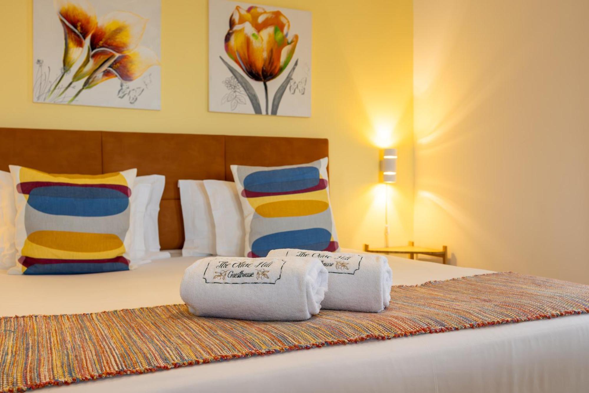The Olive Hill Guesthouse Batalha Extérieur photo