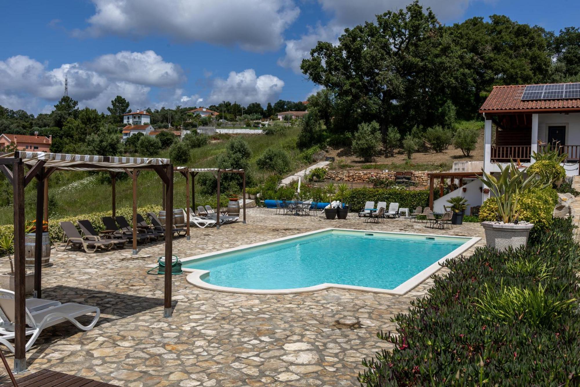The Olive Hill Guesthouse Batalha Extérieur photo